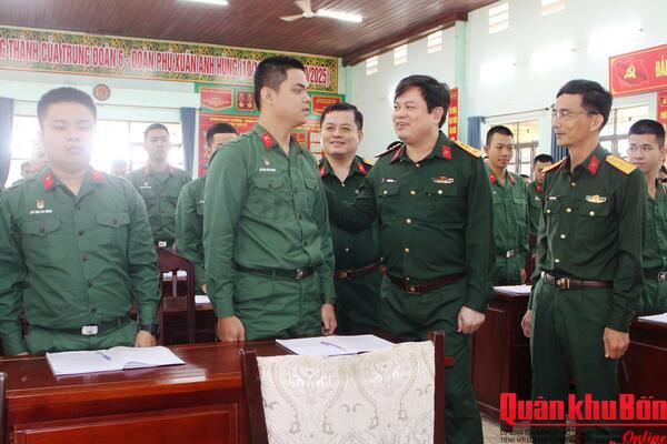 Quân khu 4: Kiểm tra huấn luyện tại thành phố Huế