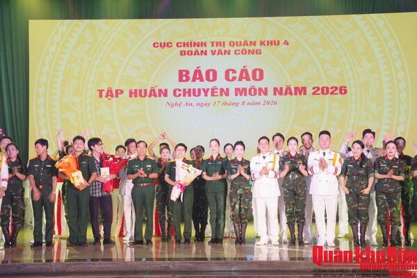 Đoàn Văn công Quân khu 4 báo cáo kết quả tập huấn chuyên môn năm 2026