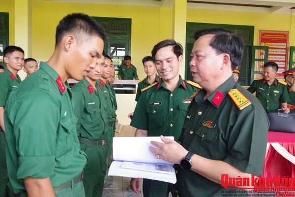 Đối thoại dân chủ góp phần làm tốt công tác tư tưởng của bộ đội ở Sư đoàn 968