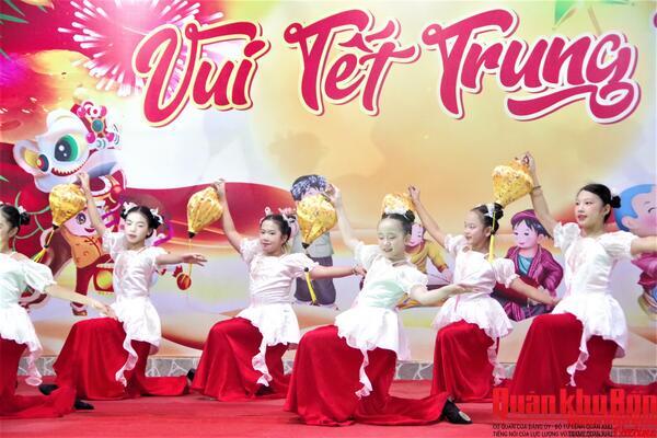 Ấm áp chương trình “Vui Tết trung thu”