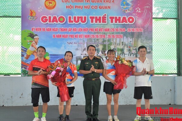 Cục Chính trị Quân khu 4: Tổ chức giao lưu thể dục thể thao chào mừng Ngày Phụ nữ Việt Nam