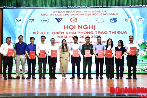 Khối thi đua các trường đại học, cao đẳng tỉnh Nghệ An: Ký kết, triển khai phong trào thi đua năm học 2026 - 2027