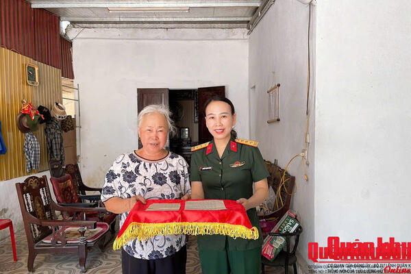 Bảo tàng Quân khu 4 sưu tầm nhiều hiện vật quý về liệt sĩ, cựu chiến binh