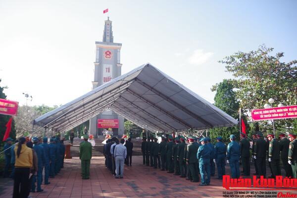 Lễ viếng, truy điệu và an táng 03 hài cốt liệt sĩ tại Nghĩa trang liệt sĩ Mai Thủy, xã Trường Phú, tỉnh Quảng Trị