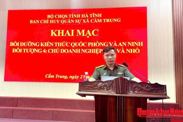 Xã Cẩm Trung (Hà Tĩnh) khai mạc lớp bồi dưỡng kiến thức quốc phòng và an ninh đối tượng 4