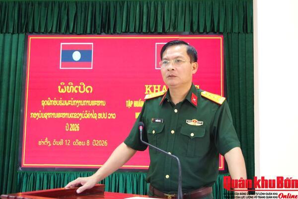 Bộ Chỉ huy Quân sự tỉnh Hà Tĩnh tập huấn cán bộ quân sự tỉnh Bôlykhămxay (Lào)
