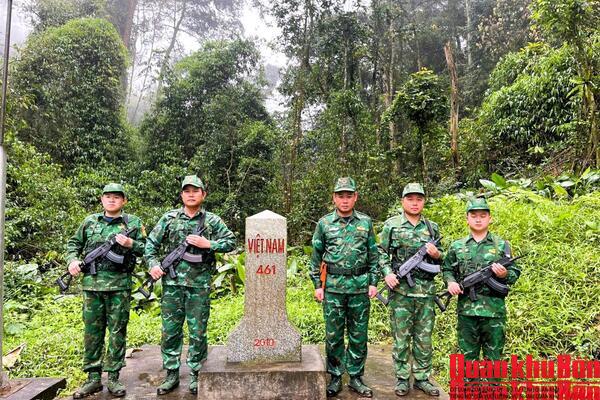 Đồn Biên phòng cửa khẩu Thanh Thủy (Nghệ An) tăng cường tuần tra bảo đảm an ninh cho ngày hội toàn dân