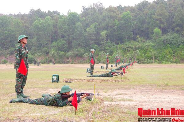 Trung đoàn 764, Bộ CHQS tỉnh Nghệ An kiểm tra bắn đạn thật chiến sĩ mới