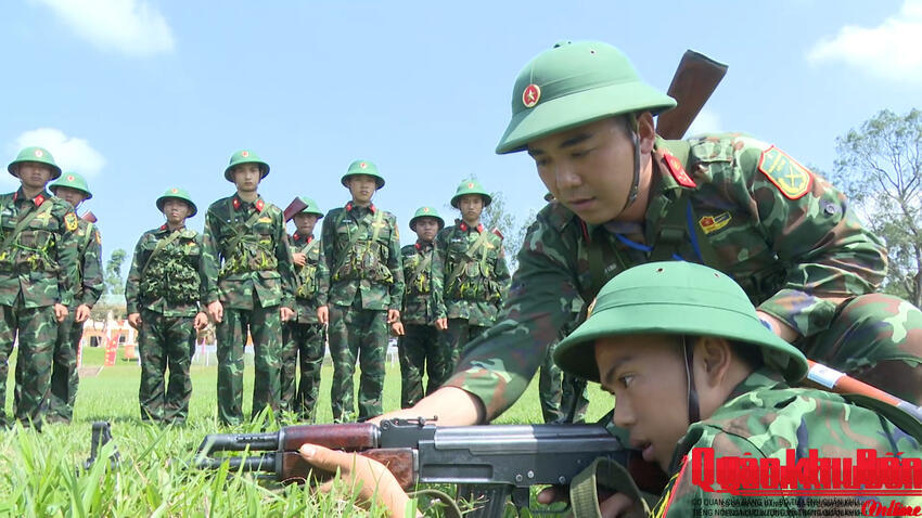 Phóng sự: VỮNG BƯỚC THÁNG ĐẦU QUÂN NGŨ