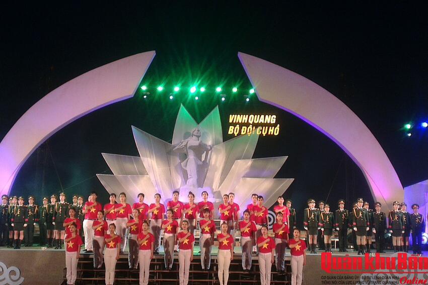 Phát huy truyền thống, xứng danh nghệ sĩ - chiến sĩ trên mặt trận văn hóa, nghệ thuật trong thời kỳ mới