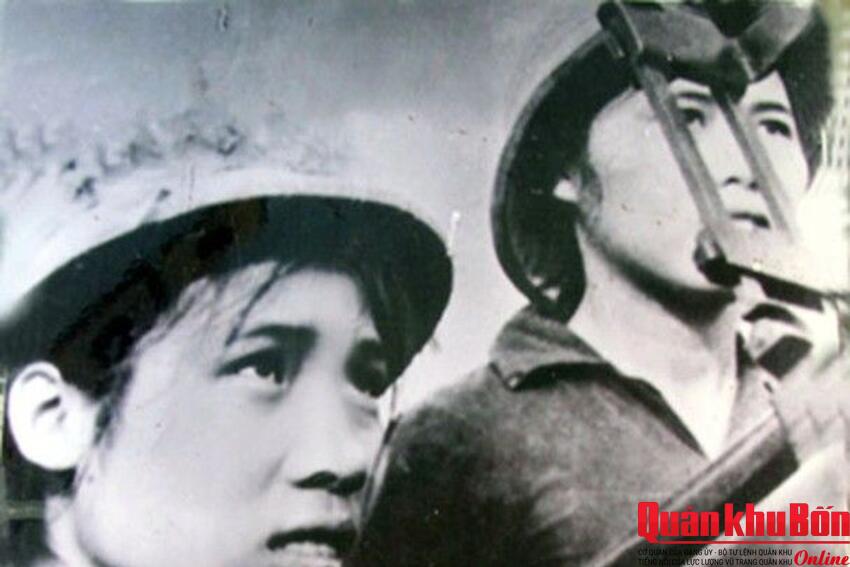 Làng đỏ anh hùng