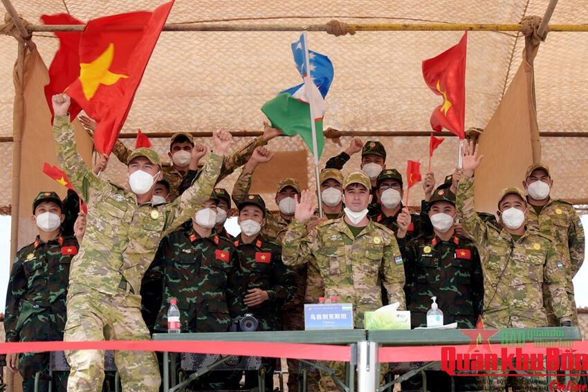 Ngày thi đấu xuất sắc của Đội tuyển Hóa học Quân đội nhân dân Việt Nam