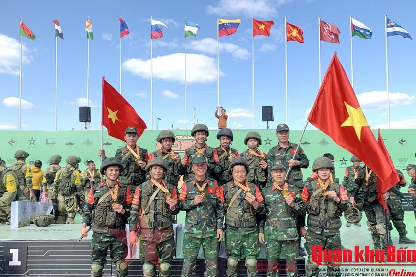 Công binh xuất sắc giành Huy chương đồng