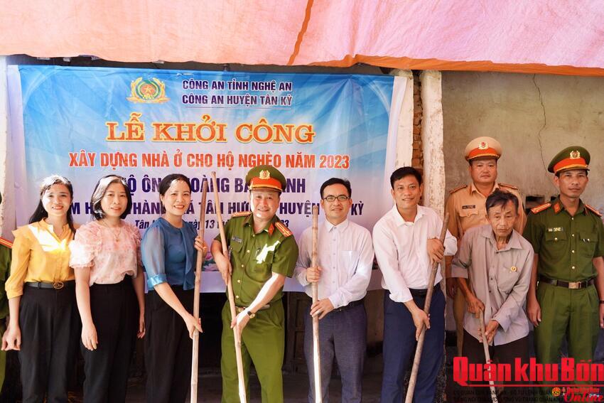 Đồng bào công giáo Tân Kỳ “Kính Chúa, yêu nước – sống tốt đời đẹp đạo”