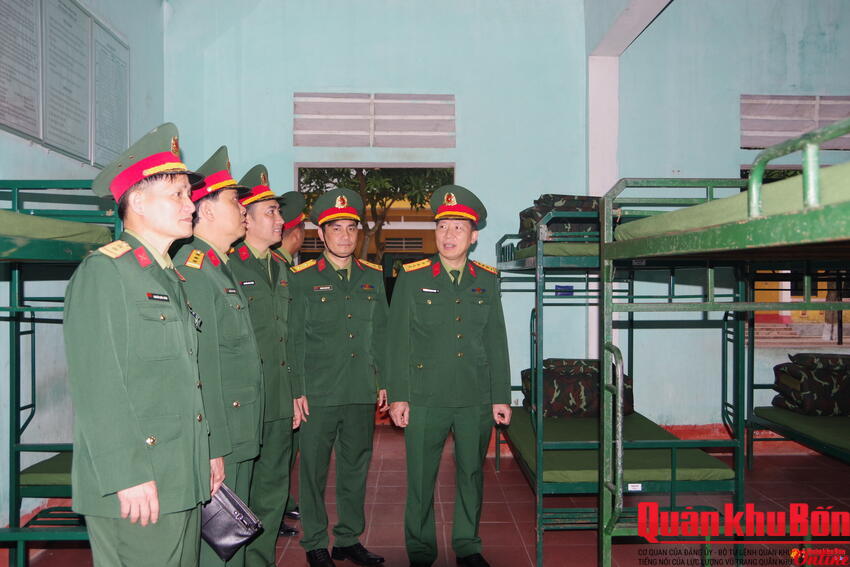 Bộ Chỉ huy Quân sự tỉnh Hà Tĩnh và Quảng trị: Chuẩn bị chu đáo Lễ ra quân huấn luyện, chuyển trạng thái sẵn sàng chiến đấu và tiếp nhận chiến sĩ mới năm 2024