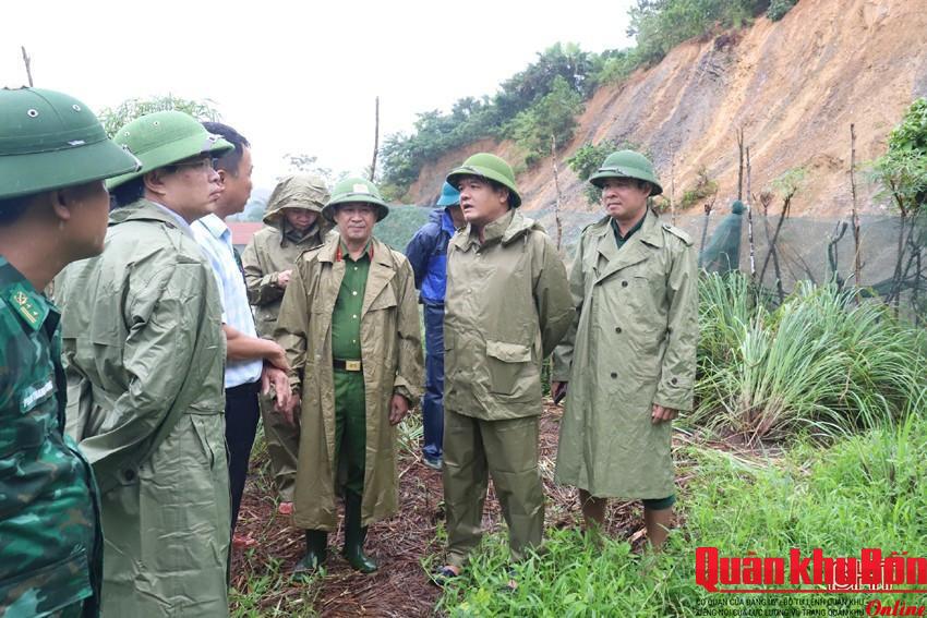 Tiếp tục theo dõi diễn biến thời tiết, chủ động ứng phó hiệu quả với mưa lũ