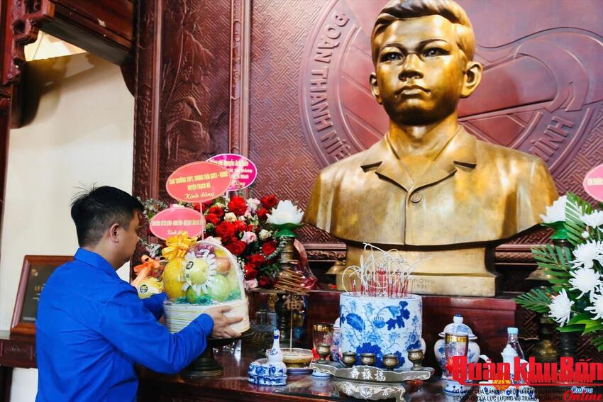 Lý Tự Trọng - Sáng mãi con đường cách mạng của thanh niên