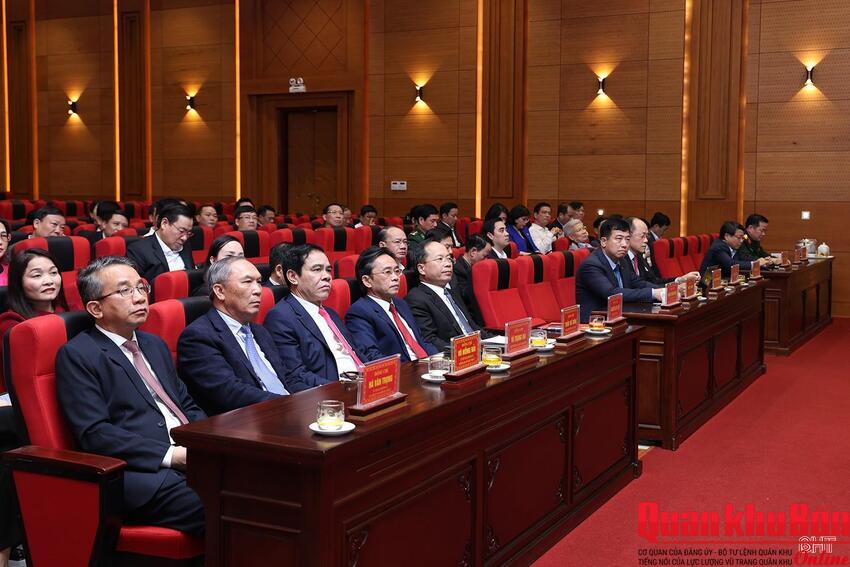 Hà Tĩnh quán triệt kết luận của Bộ Chính trị, Ban Bí thư về tiếp tục sắp xếp tổ chức bộ máy