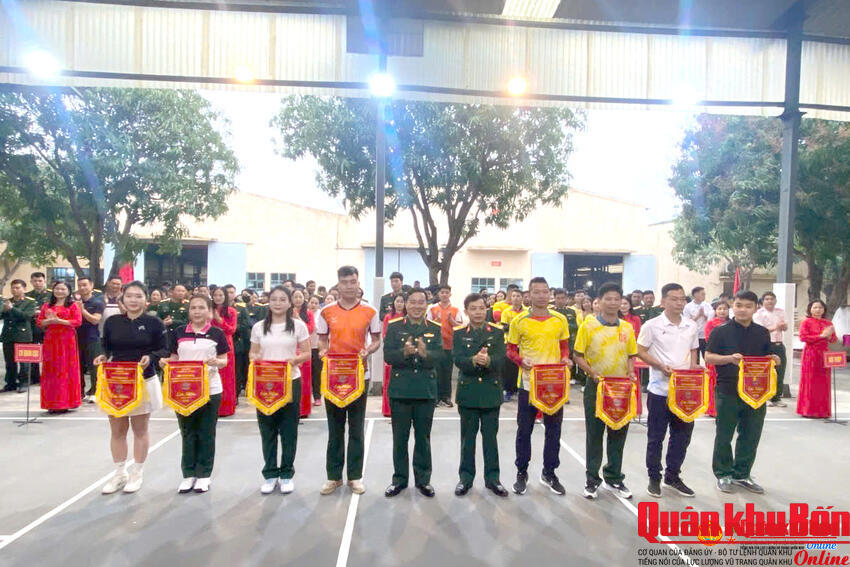 Cục Hậu cần - Kỹ thuật (Quân khu 4) tổ chức giải thể thao chào mừng Tháng các Tổ chức quần chúng và  Đại hội Đảng các cấp nhiệm kỳ 2025 - 2030