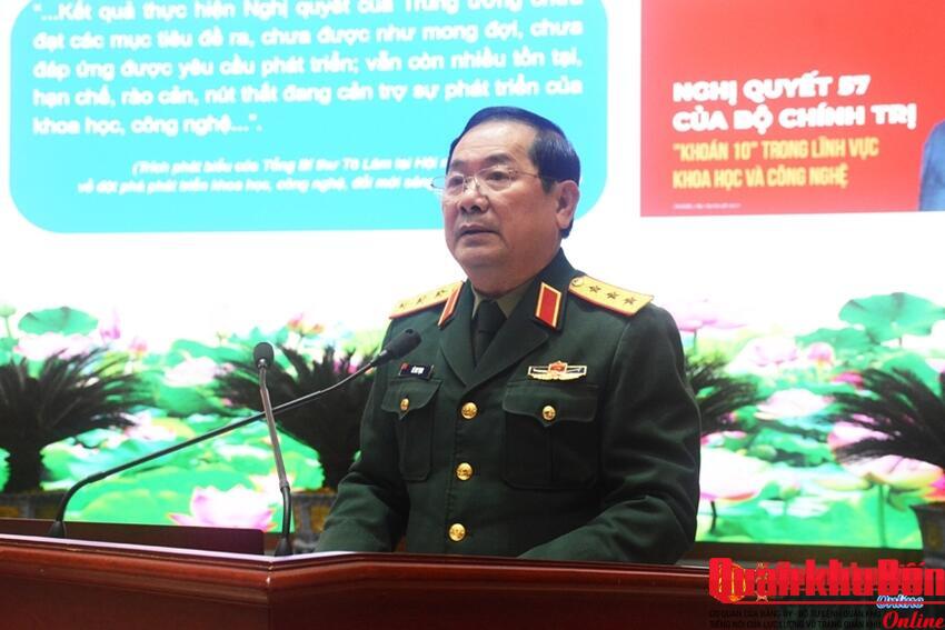 Phát triển khoa học, công nghệ và chuyển đổi số trong Quân đội