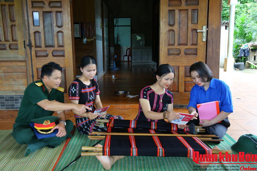 Kỳ 3. Xây chắc “thế trận” đấu tranh