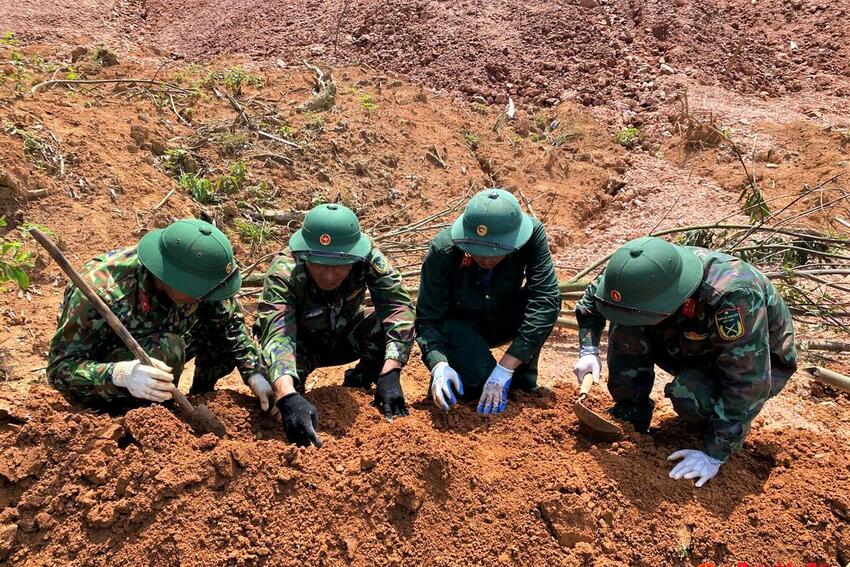 Đoàn Kinh tế - Quốc phòng 337: Quy tập được 10 hài cốt liệt sĩ