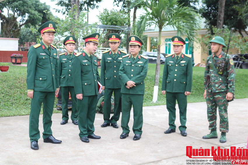 Bộ Tư lệnh Quân khu 4 kiểm tra toàn diện nhiệm vụ QS, QP tại Sư đoàn 968.