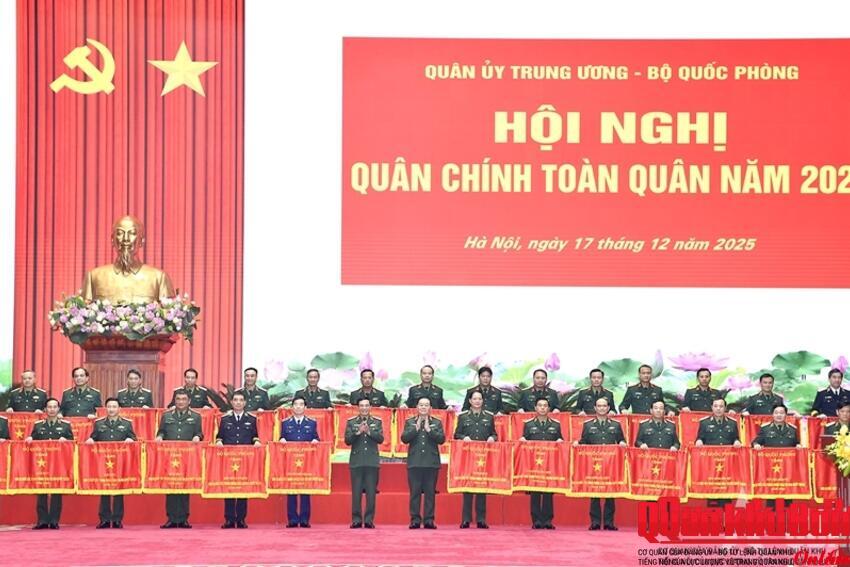 Đại tướng Phan Văn Giang: Quyết tâm nghiên cứu, sản xuất vũ khí, trang bị tiên tiến, hiện đại
