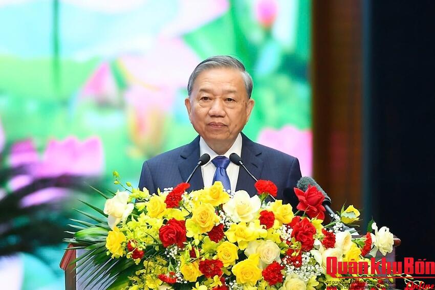 Quân đội nhân dân vững bước dưới cờ Đảng quang vinh