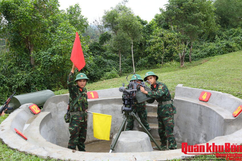 Phóng sự: Trung đoàn 19 (Sư đoàn 968): Sẵn sàng xử lý các tình huống