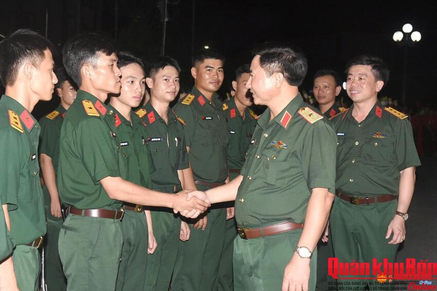 Tuổi trẻ lực lượng vũ trang Quân khu 4 vững niềm tin hướng về Đại hội XIV của Đảng