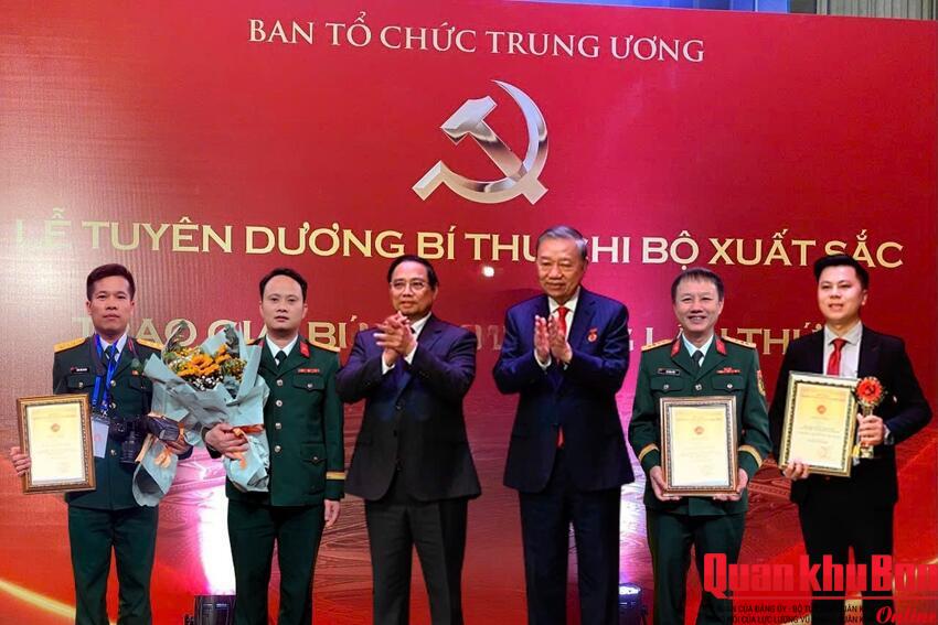 Báo Quân khu 4 đạt giải Chuyên đề xuất sắc Giải Búa liềm vàng lần thứ X