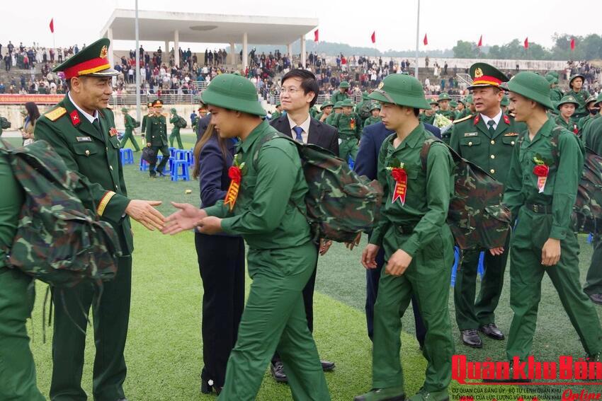 Ban Chỉ huy Phòng thủ khu vực 2 - Hà Trung, Bộ Chỉ huy Quân sự tỉnh Thanh Hóa tổ chức Lễ giao, nhận quân năm 2026