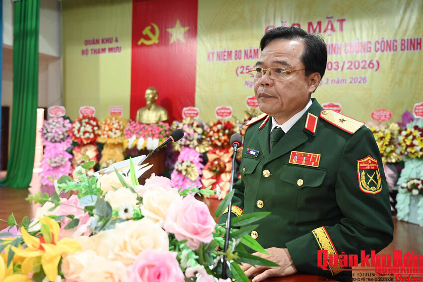 Bộ Tham mưu Quân khu 4 gặp mặt kỷ niệm 80 năm Ngày thành lập Binh chủng Công binh