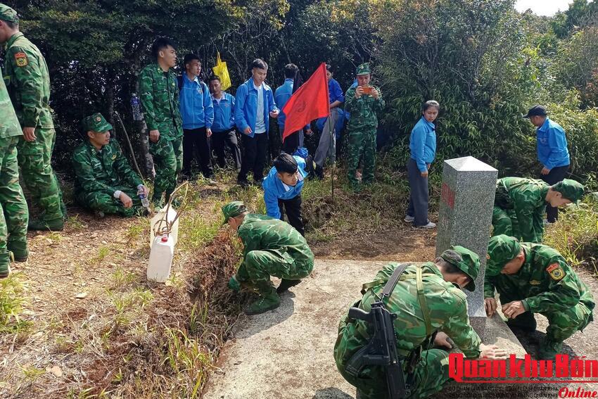 Sức trẻ xung kích trên miền biên viễn