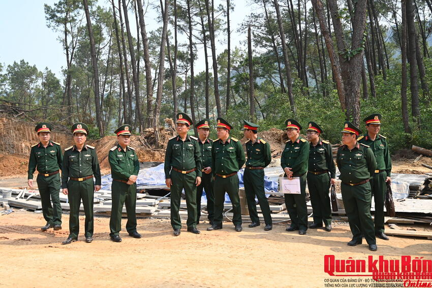 Quân khu 4: Đẩy nhanh tiến độ xây dựng thao trường huấn luyện, diễn tập