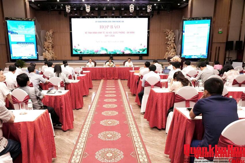 Nghệ An họp báo thông tin tình hình kinh tế - xã hội, quốc phòng, an ninh quý 1 năm 2026