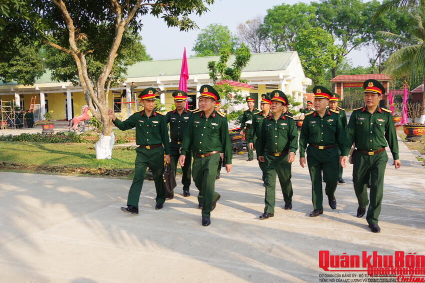 Trung đoàn 19 (Sư đoàn 968, Quân khu 4): Tích cực chuẩn bị tham gia Hội thi “Doanh trại chính quy, xanh, sạch, đẹp” cấp Bộ Quốc phòng