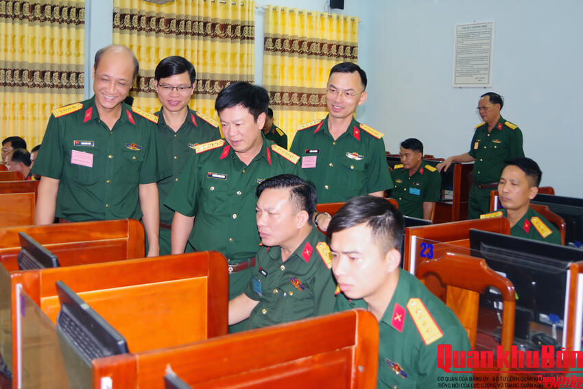 Trường Quân sự Quân khu 4: Hội thi Báo cáo viên giỏi năm 2026