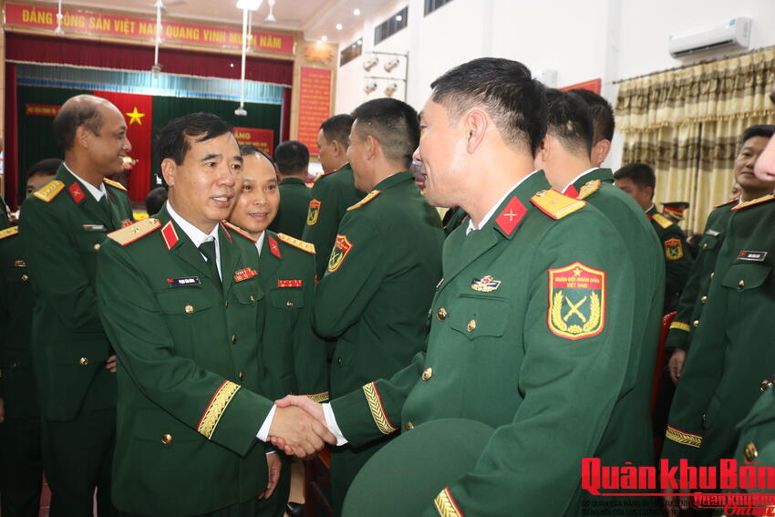 Quân khu 4: Khai giảng lớp đào tạo cao cấp lý luận chính trị đối với Chỉ huy trưởng Ban Chỉ huy Quân sự cấp xã