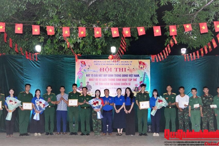 Đoàn cơ sở Trung đoàn 19, Sư đoàn 968 Hội thi hát 15 bài hát quy định