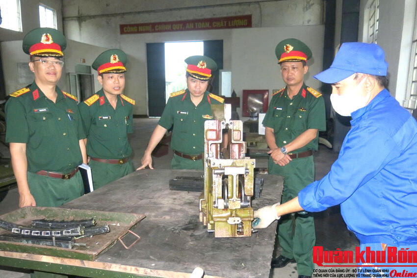 Quân khu 4 kiểm tra công tác hậu cần, kỹ thuật và an toàn, vệ sinh lao động, phòng chống cháy nổ tại Xưởng 41