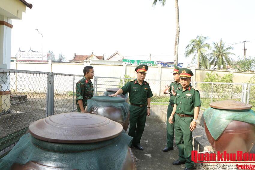 Lữ đoàn Tăng - Thiết giáp 206 (Quân khu 4) bảo đảm tốt công tác hậu cần, kỹ thuật