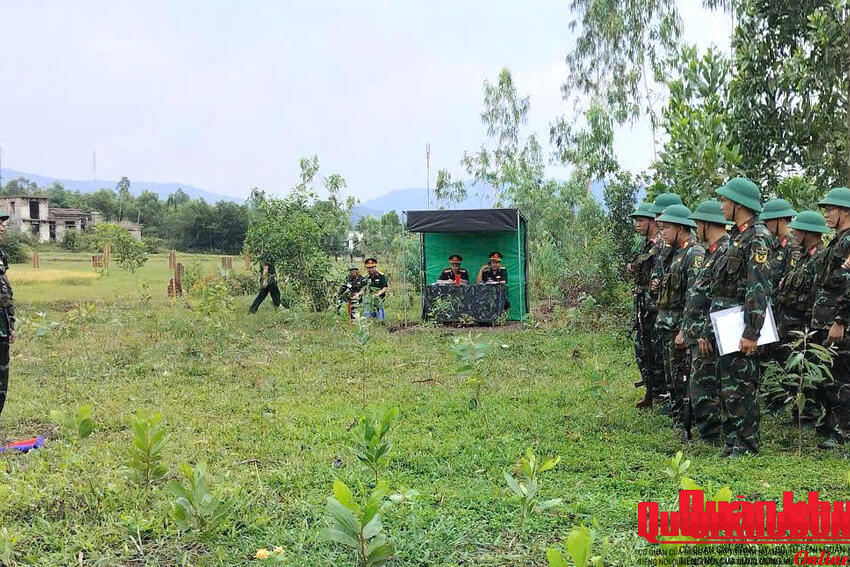 Sư đoàn 341 (Quân khu 4): Hội thi cán bộ đại đội huấn luyện đội ngũ chiến thuật giỏi cấp trung đoàn
