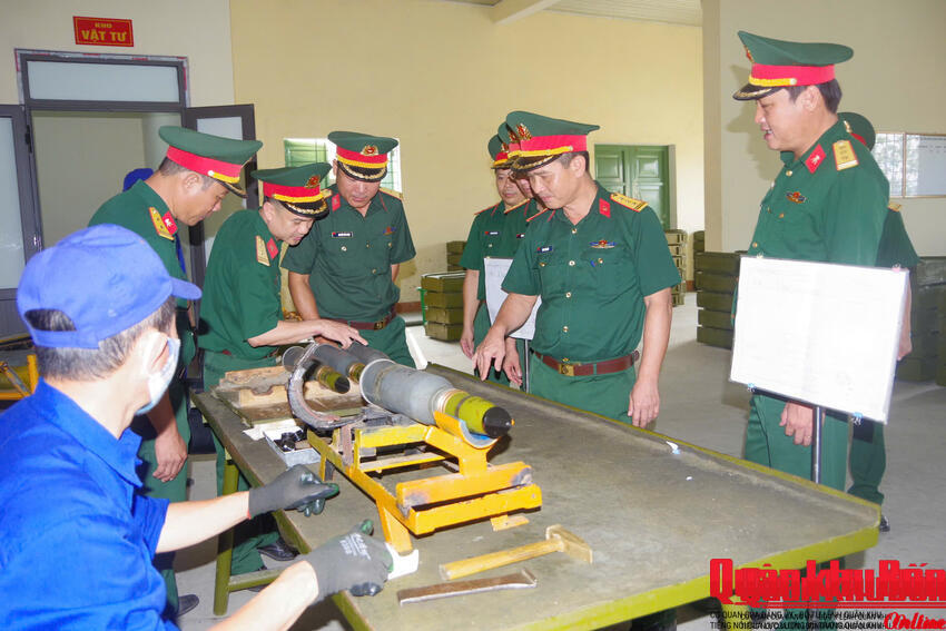 Kho K3 (Cục Hậu cần - Kỹ thuật Quân khu 4) bảo đảm tốt công tác hậu cần, kỹ thuật và an toàn vệ sinh lao động, phòng chống cháy nổ
