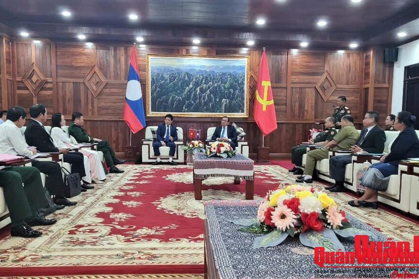 Hội đàm giữa Ban Công tác Đặc biệt tỉnh Quảng Trị và tỉnh Khăm Muồn, nước Cộng hòa Dân chủ Nhân dân Lào