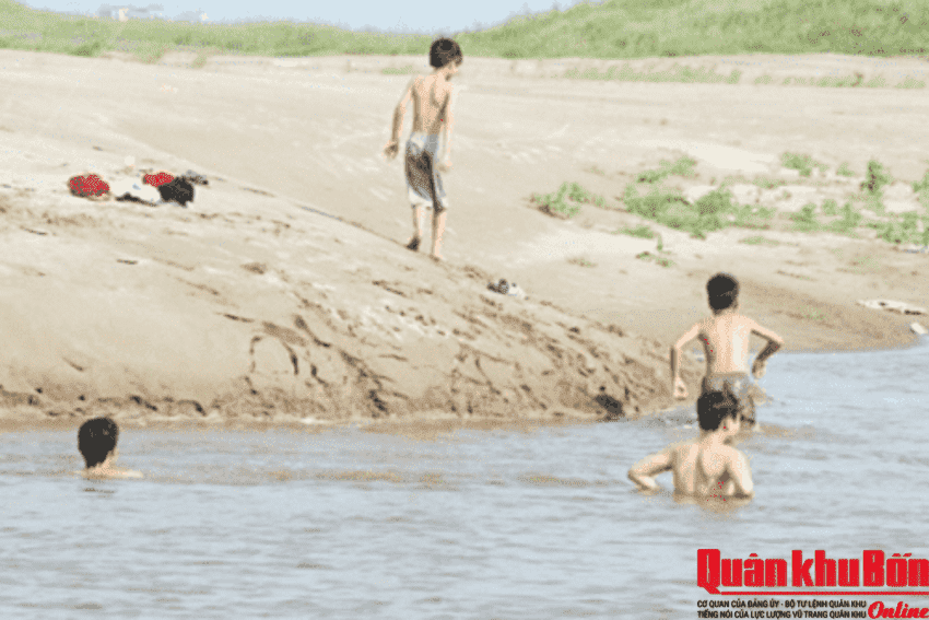 Thủ tướng yêu cầu khẩn trương phòng chống đuối nước cho trẻ em dịp hè