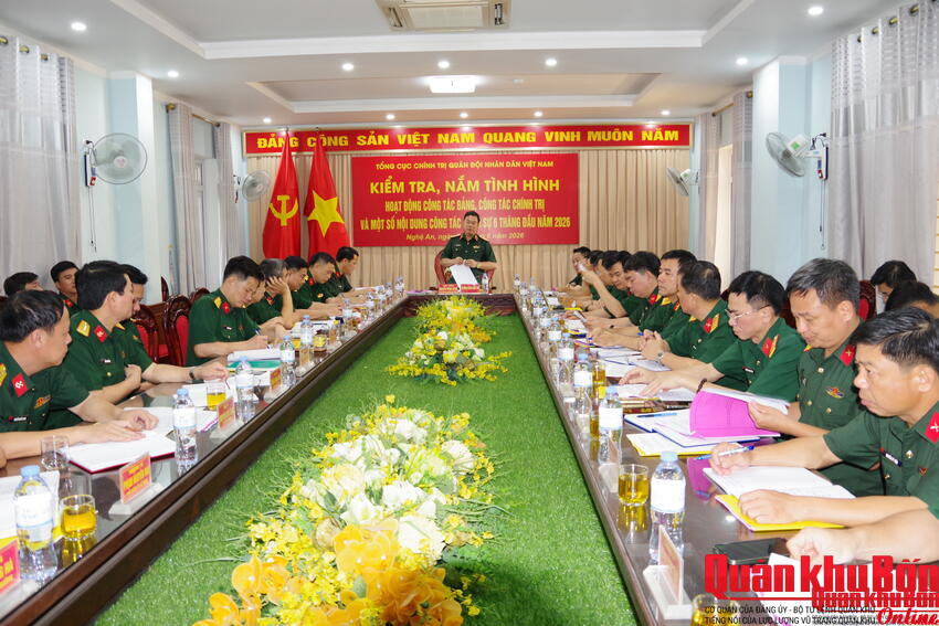 Lữ đoàn Công binh 414 [Quân khu 4) duy trì hiệu quả hoạt động công tác Đảng, công tác chính trị.