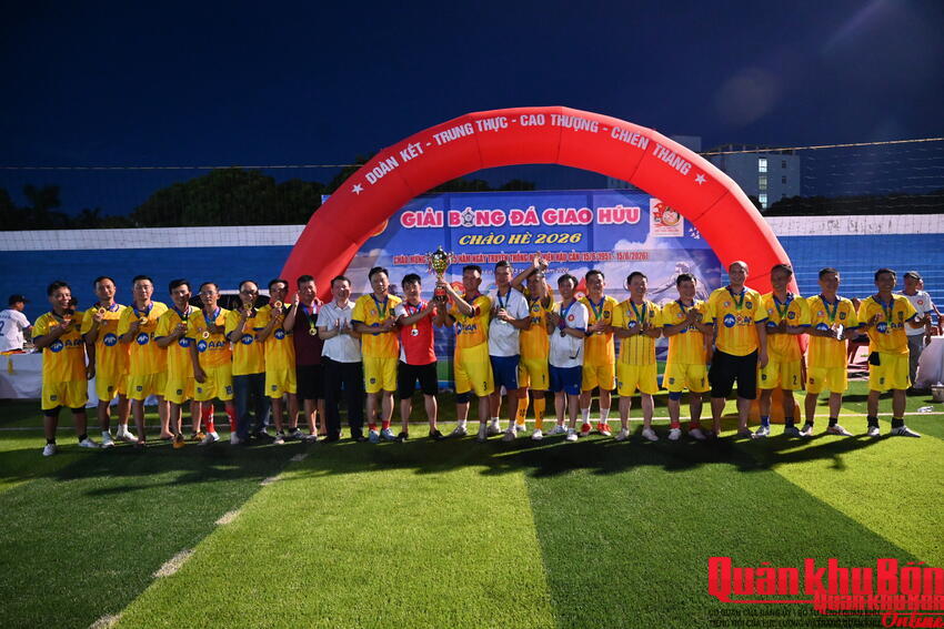 Giải bóng đá “Chào hè 2026”