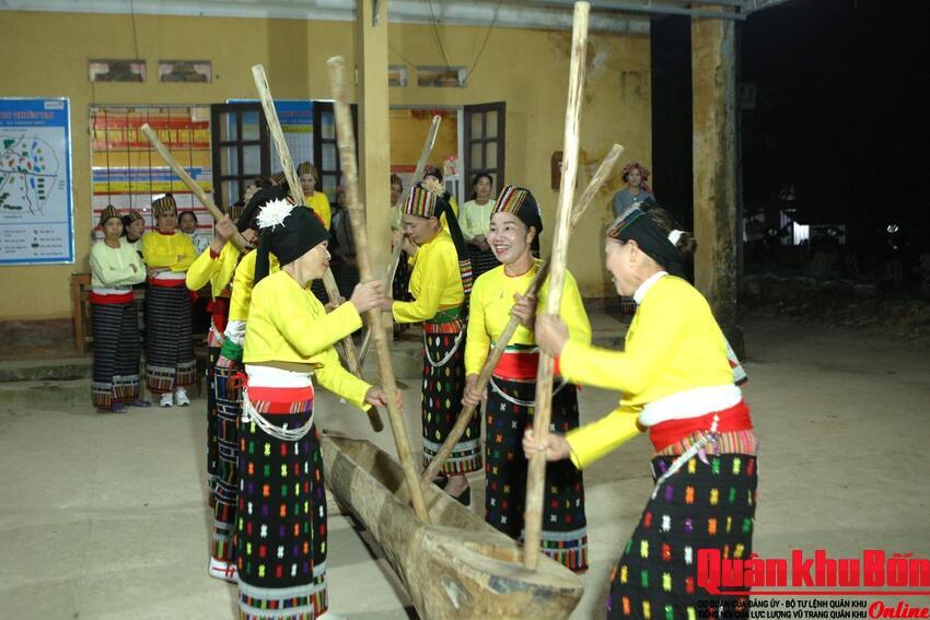 Loại bỏ tư duy “Văn hóa là yếu tố đi sau”. Bài 2: Văn hóa – “Trụ cột phát triển”